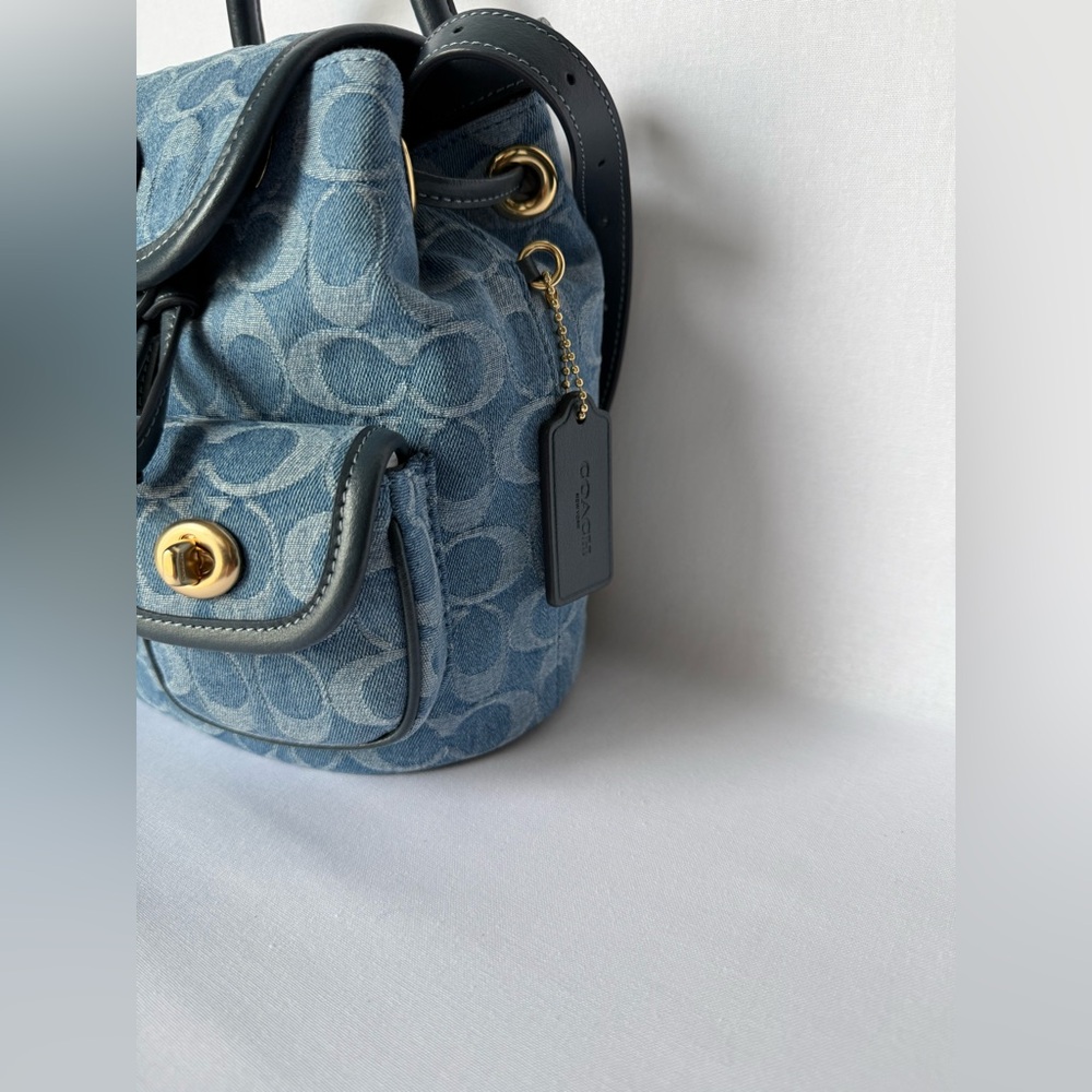 NWT Coach Hadley Backpack Signature blue Denim  /Gold hardware CDB95 - Picture 5 of 14